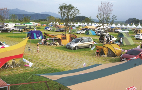 함안강나루 오토캠핑장